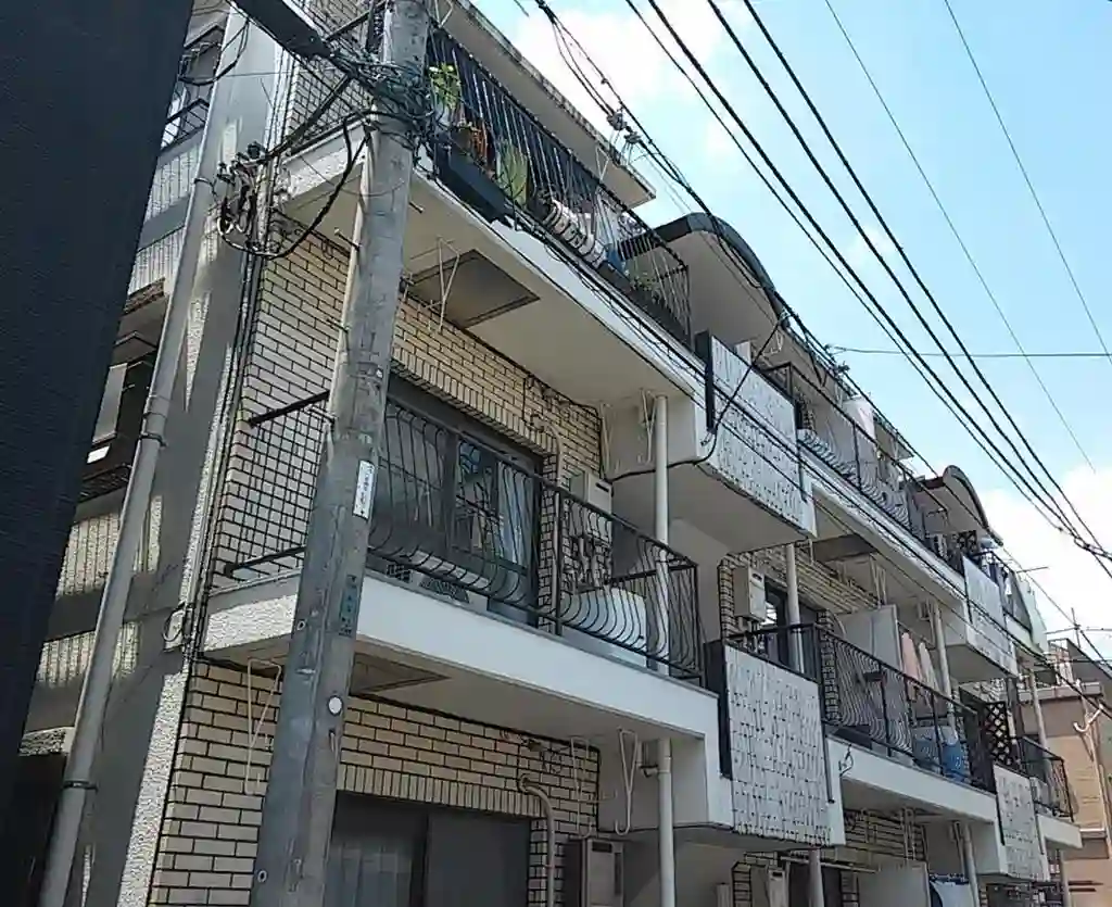 栄町レヂオンス 外観