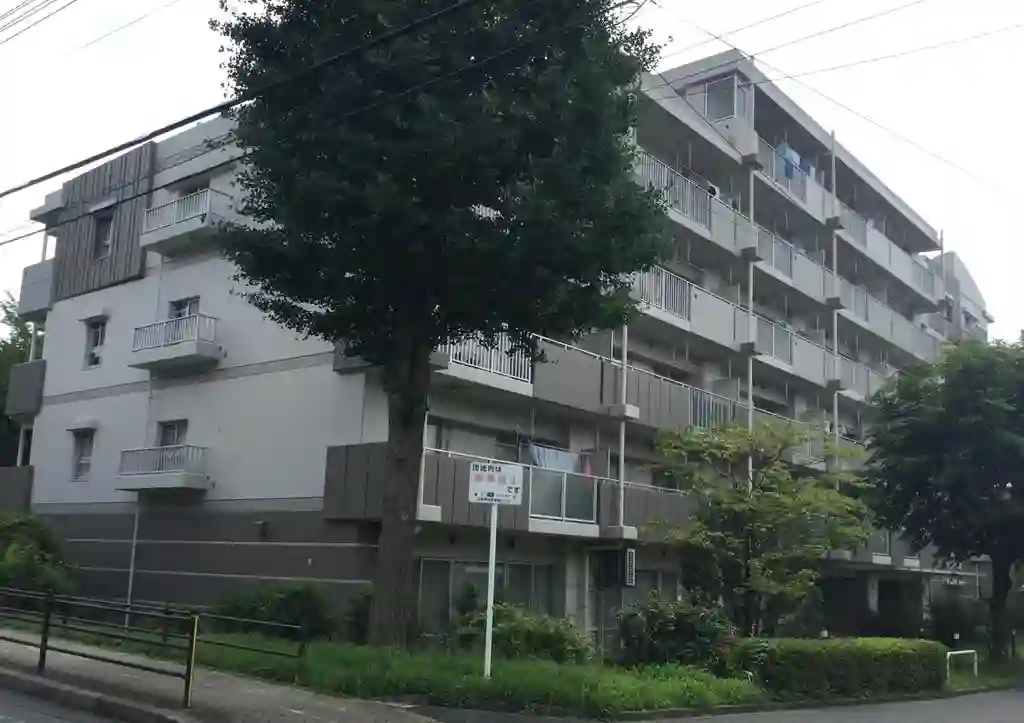 UR都市機構いちょう並木国立5号棟 外観