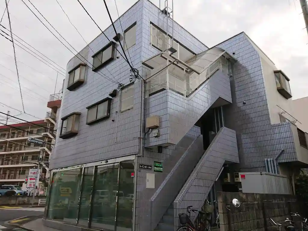レインボー滝山 外観