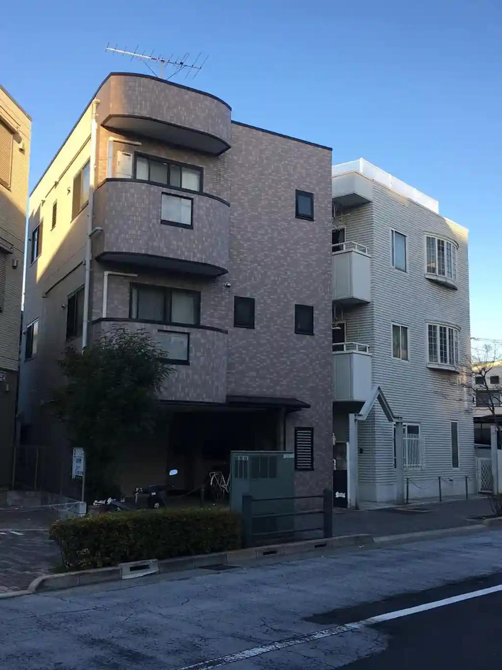 クレスト1 外観
