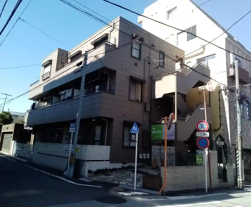 オーヴェルジュ 外観