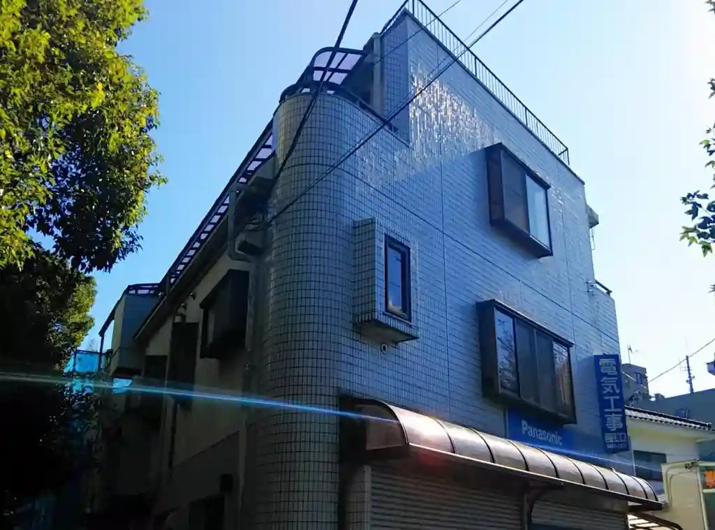サンアベニューMIWA 外観