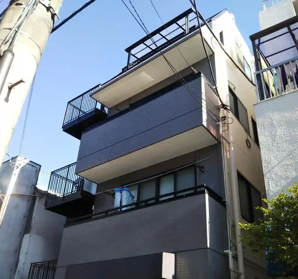 レスポワール小町 外観
