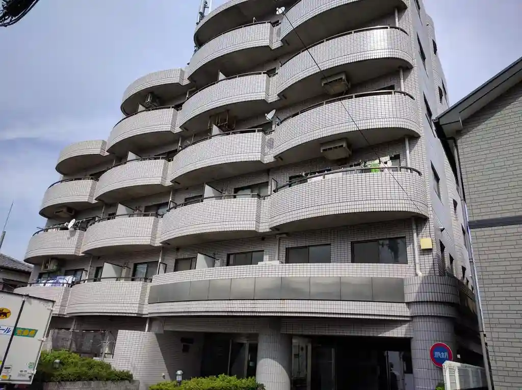 メゾンビオラ 外観