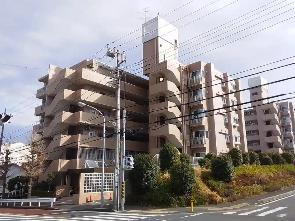 ヴェルアージュ湘南台弐番館 外観