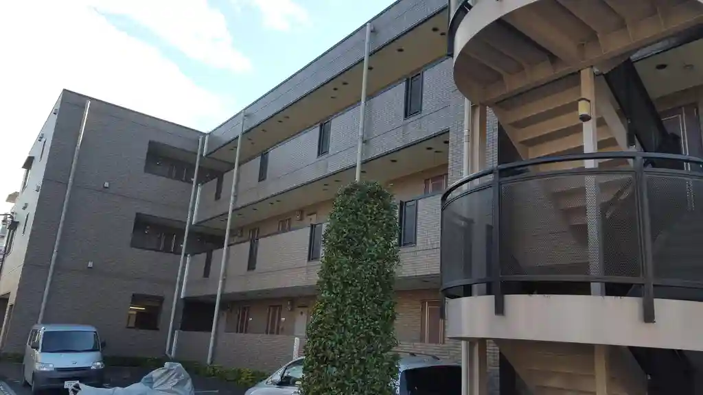 エレンシア 外観