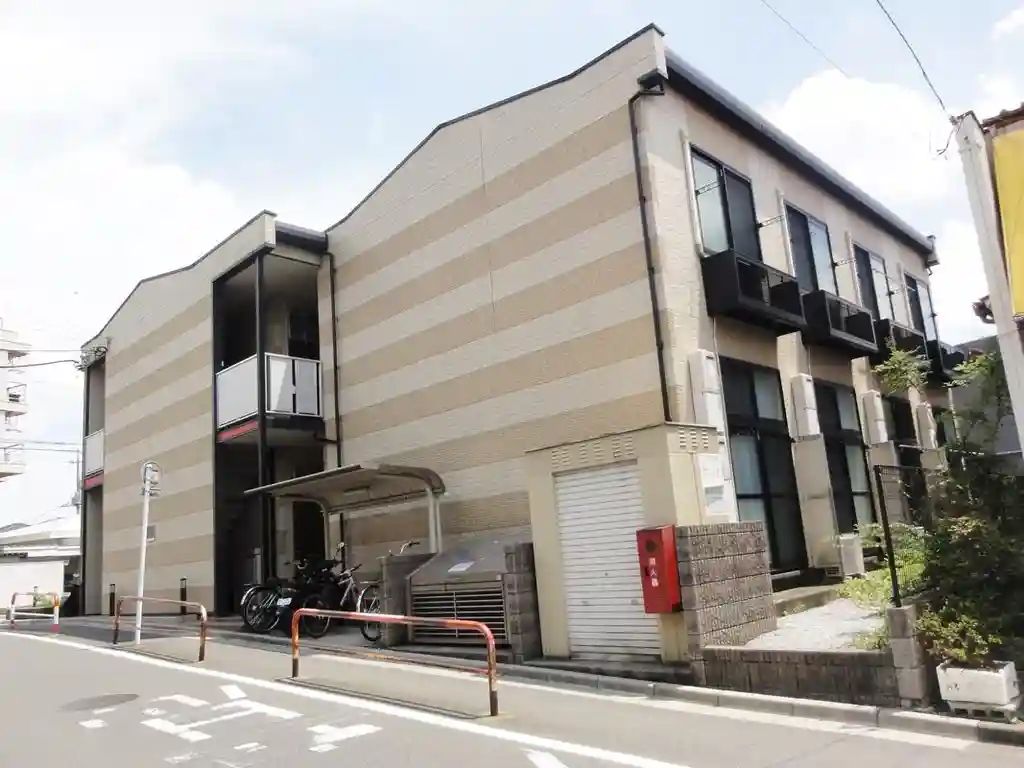 レオパレスすおう 外観