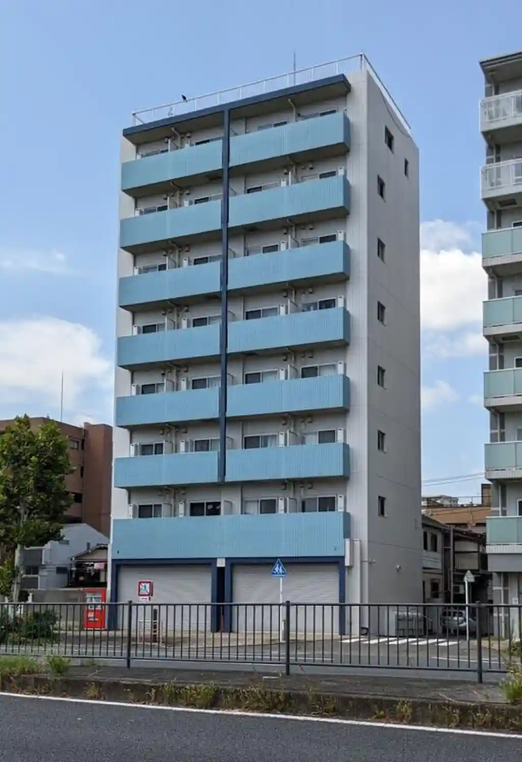 RAY LINE STAGE 横浜 外観