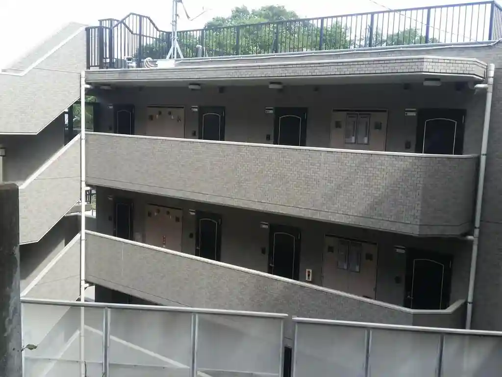 アビタシオン根岸3 外観