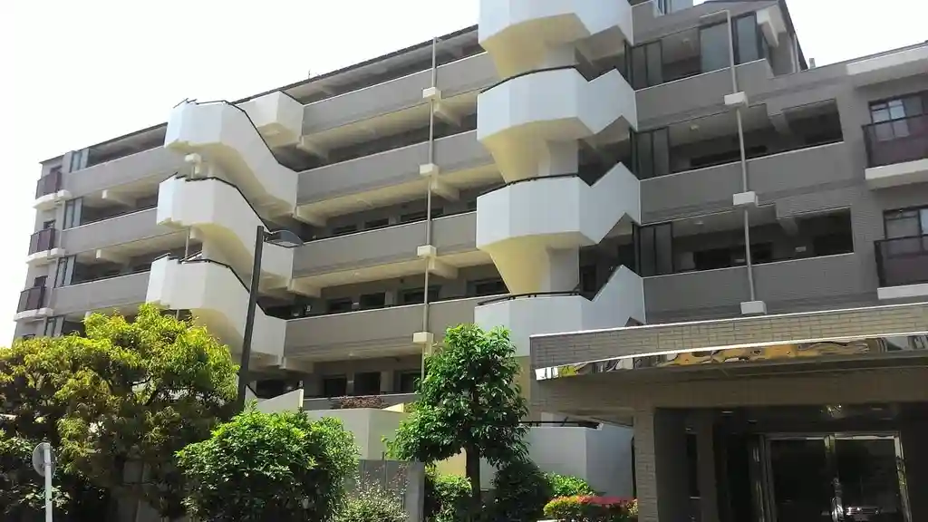 URコーポレート鷺沼 外観