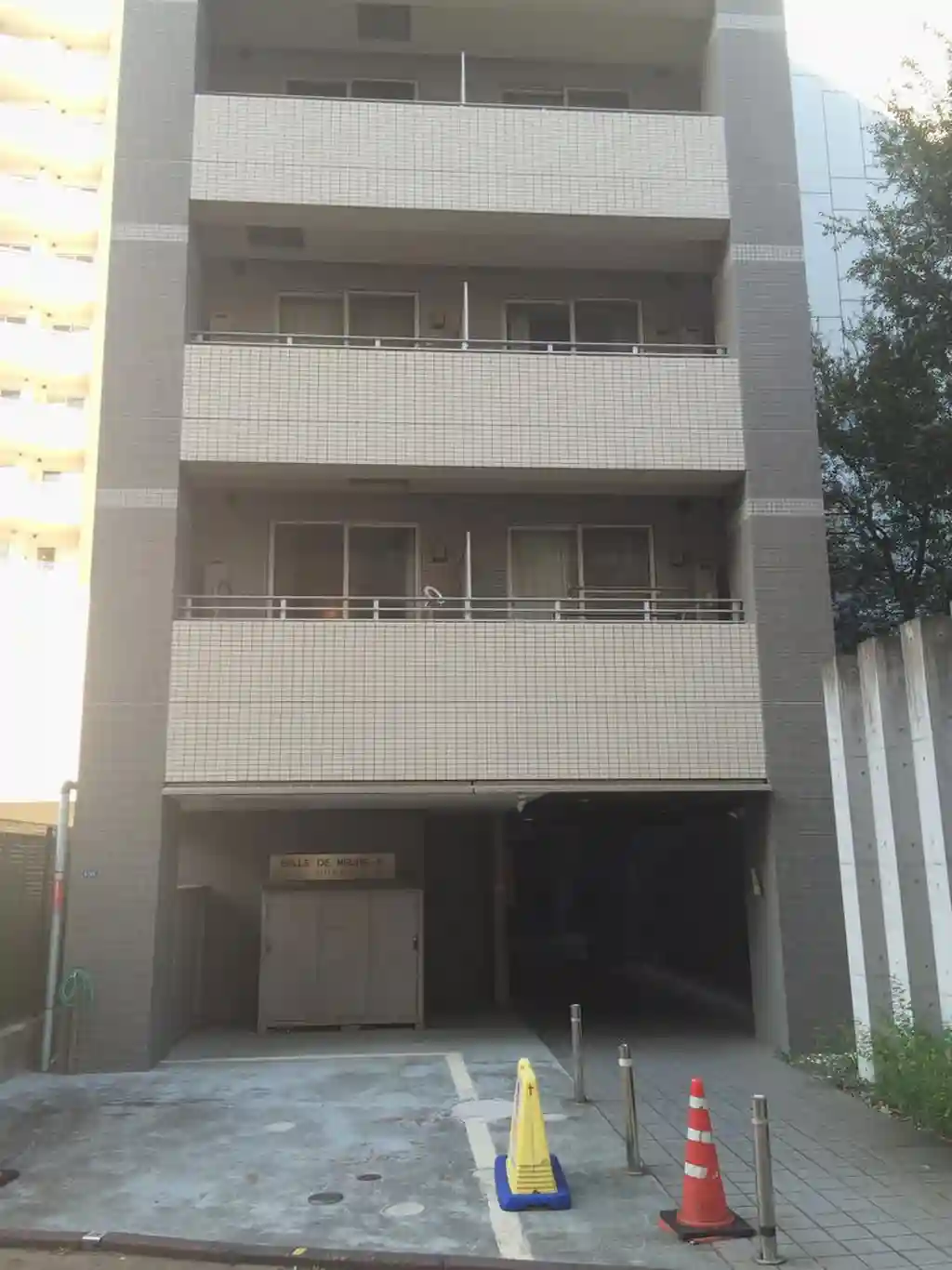 ヴェルドミール・S 外観