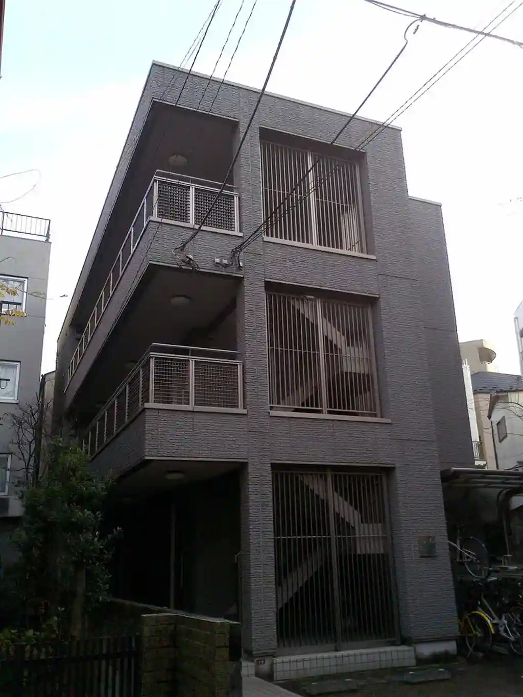 ラカーサ 外観