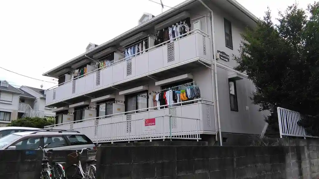 クレセントヒルズ 外観