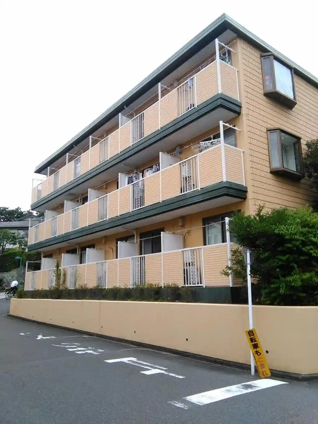 クレセント 外観