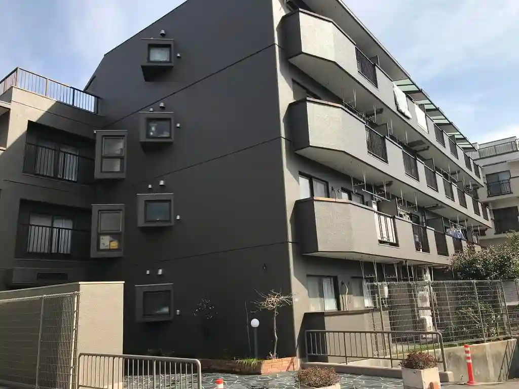 サンハイム市川 外観
