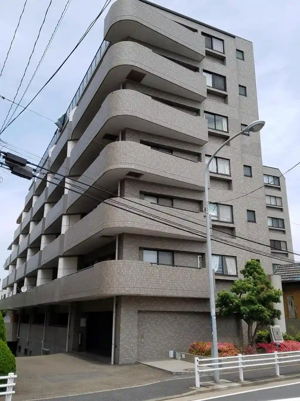 プレセランス鶴見 外観