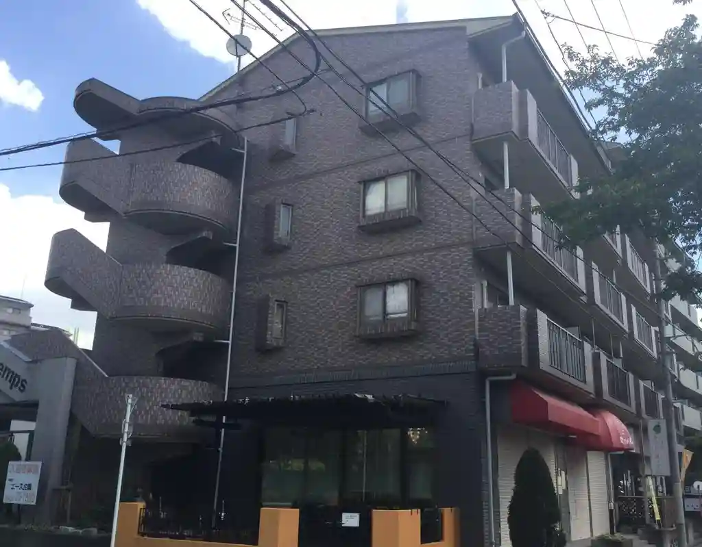 ラ・プランタン 外観