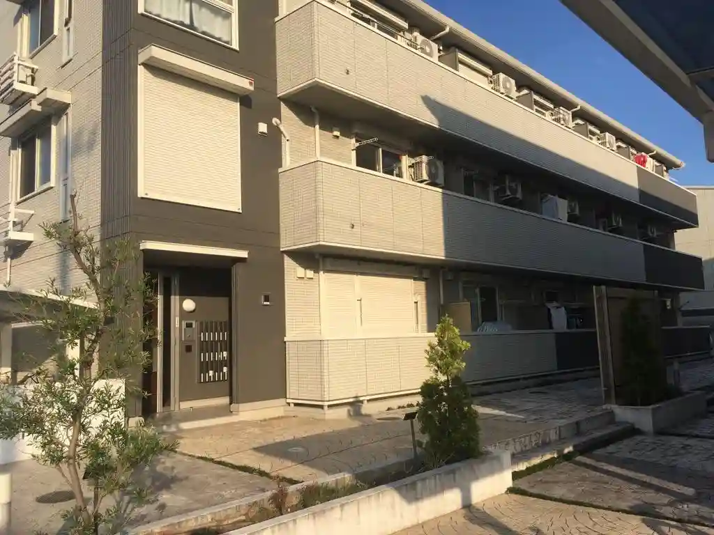 ヘリオス吉川美南 アレス 外観