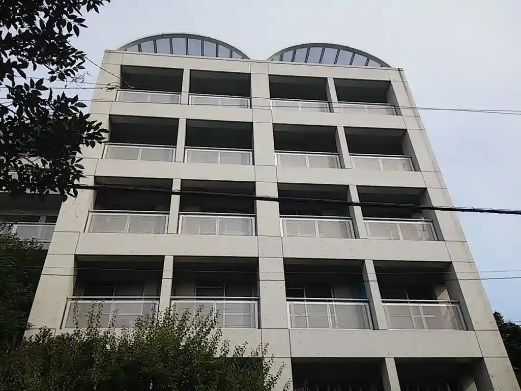 モーツァルト‘90 外観