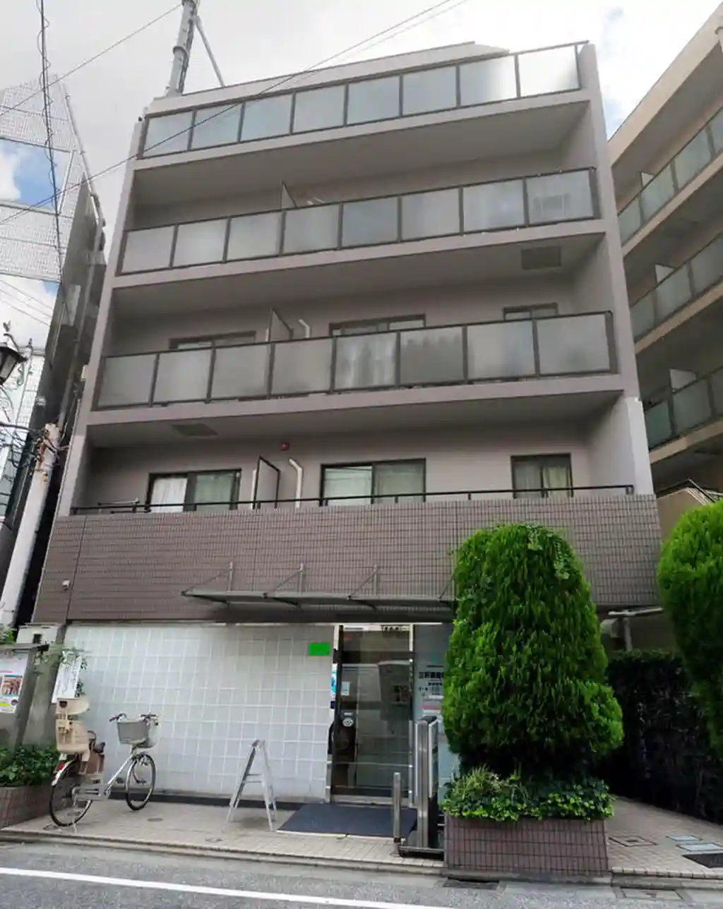 パラスティ1 外観