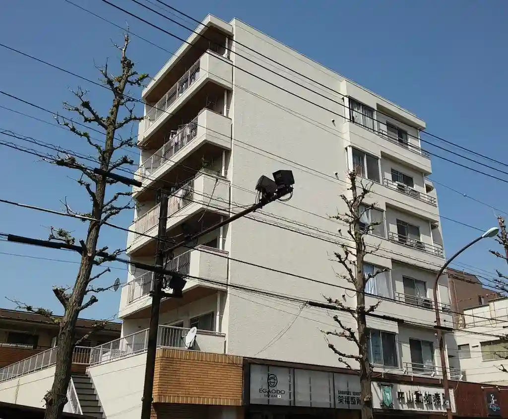 サン・フォーレ国立 外観