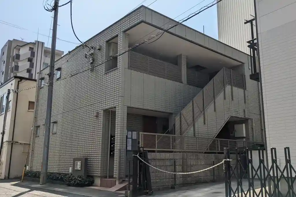 マニビータ新子安 外観