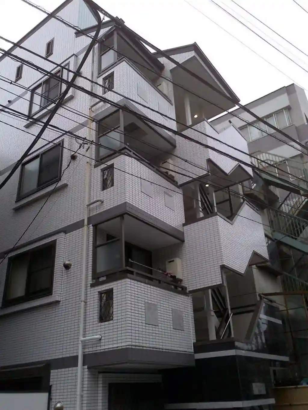 グリーンコート白山 外観
