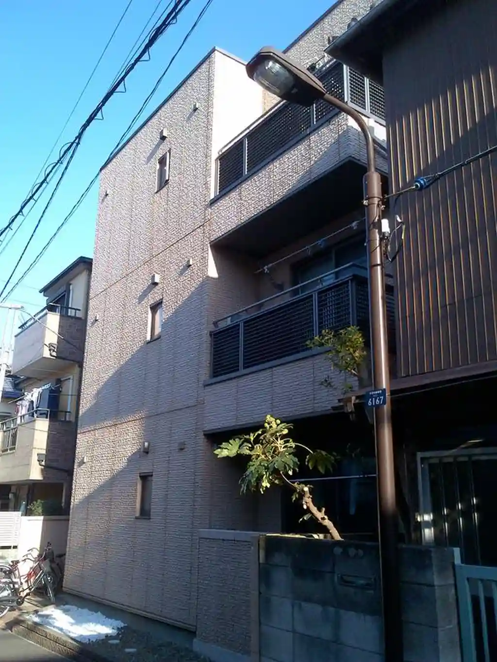壱番館 外観