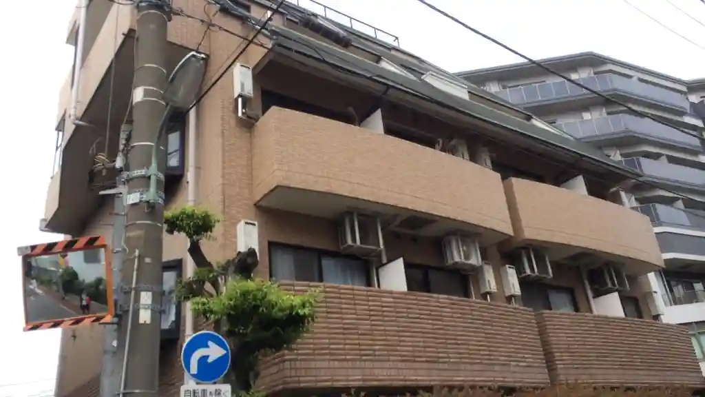 グラン・リューMアネックス 外観