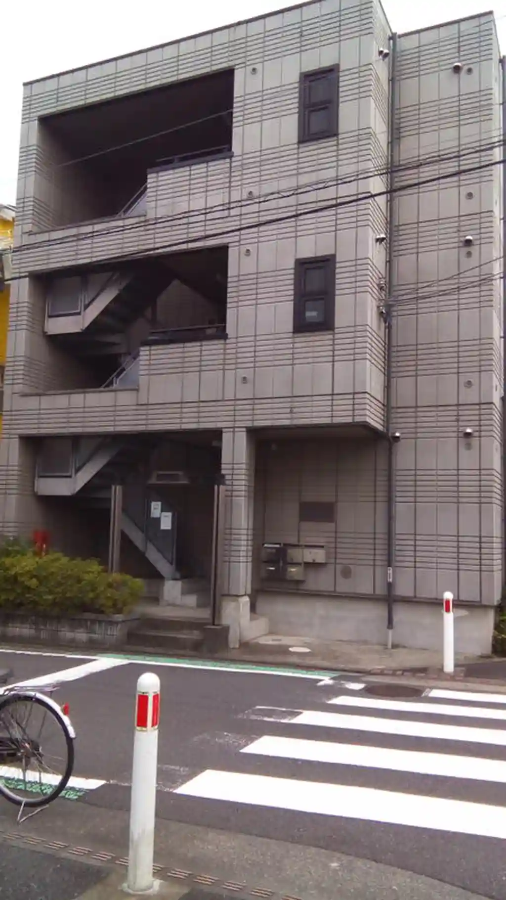 プレミールヒコネ 外観