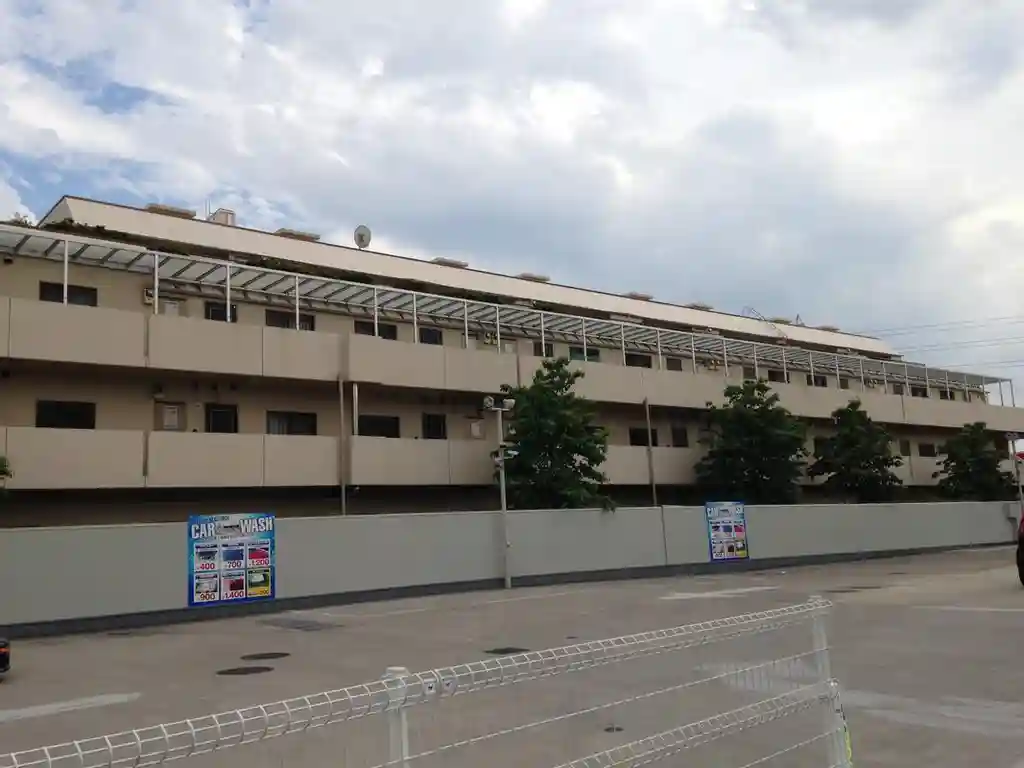 プレジール井山 外観