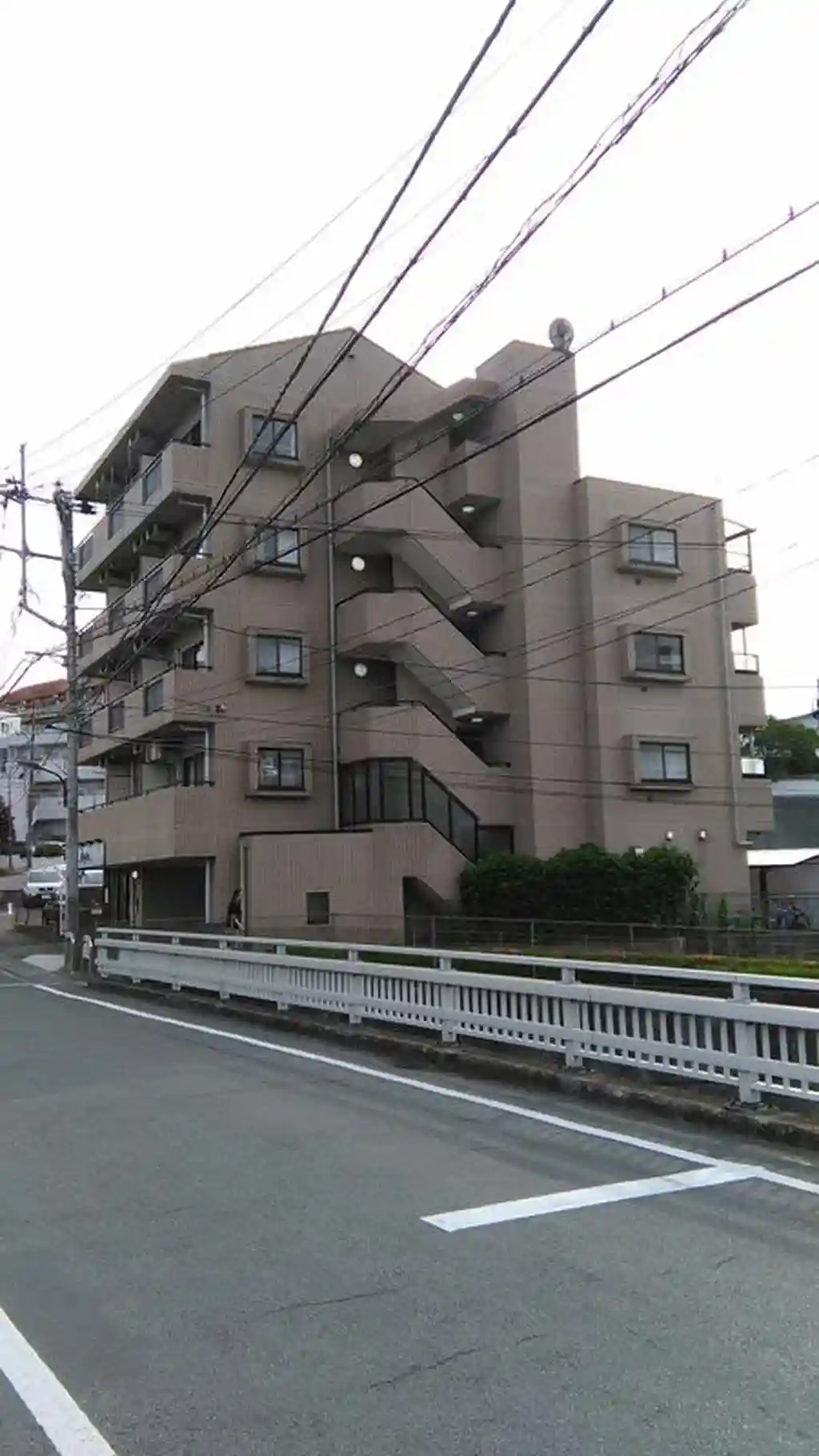 サバーヴィア 外観