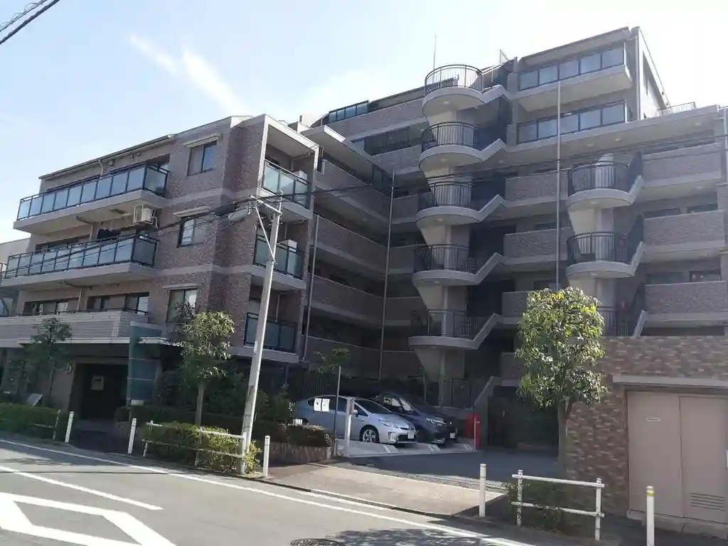 ライオンズマンション浮間公園第6 外観