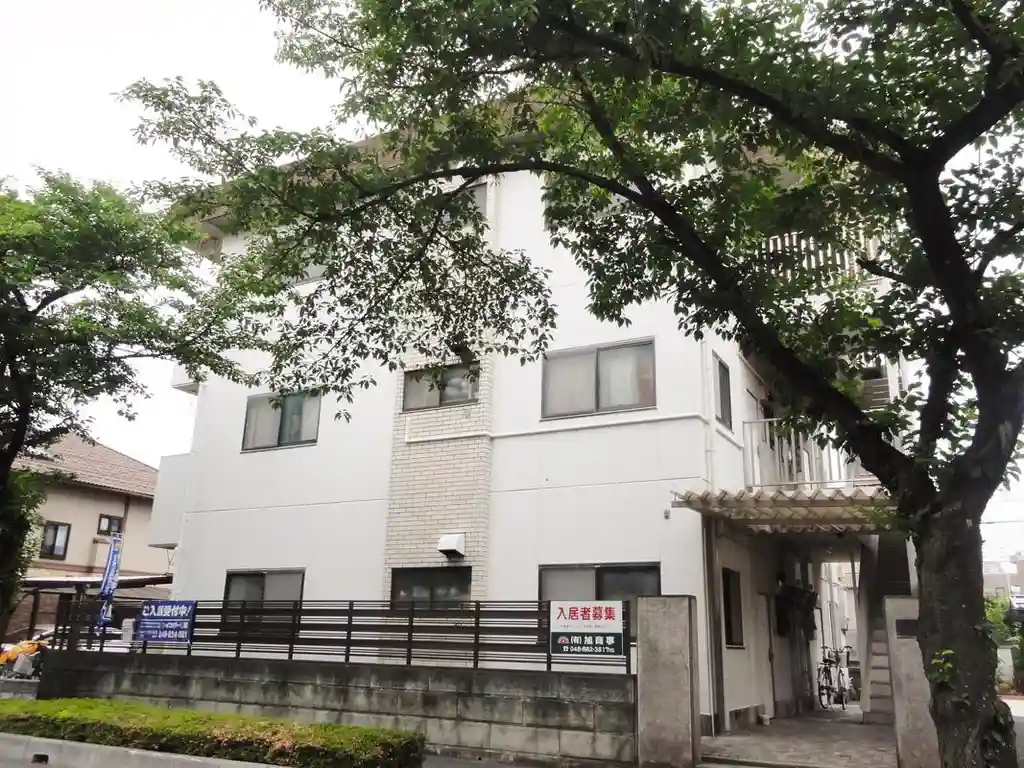 ヴェラ・シスター 外観
