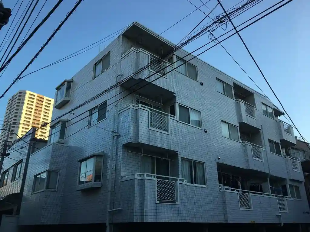 メゾンド生駒 外観