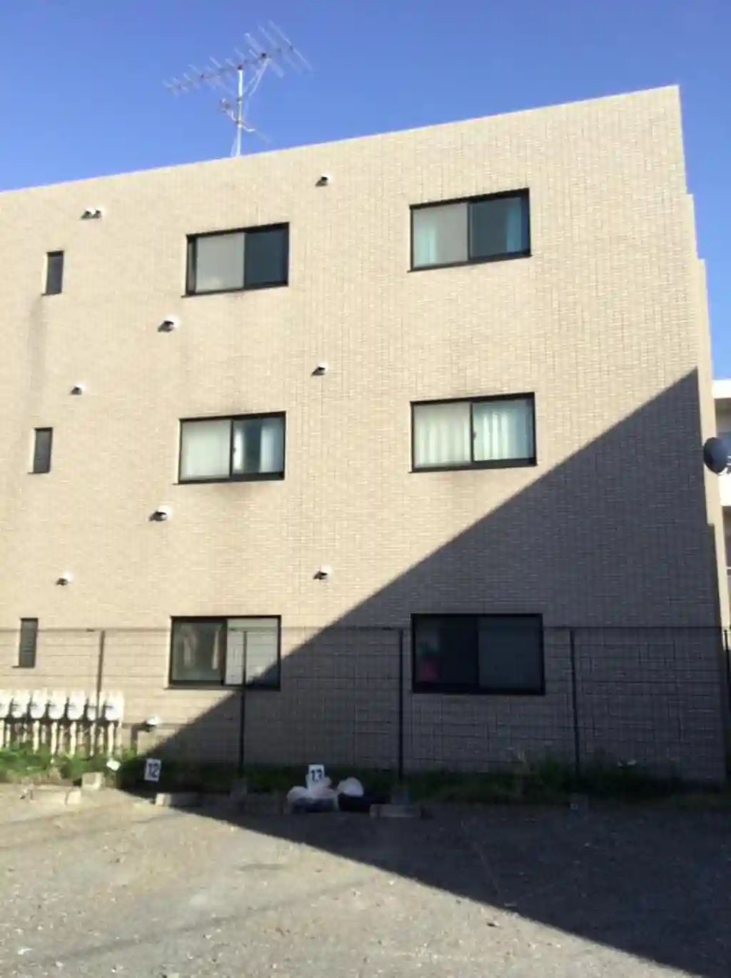 ラウンドマンションIII 外観