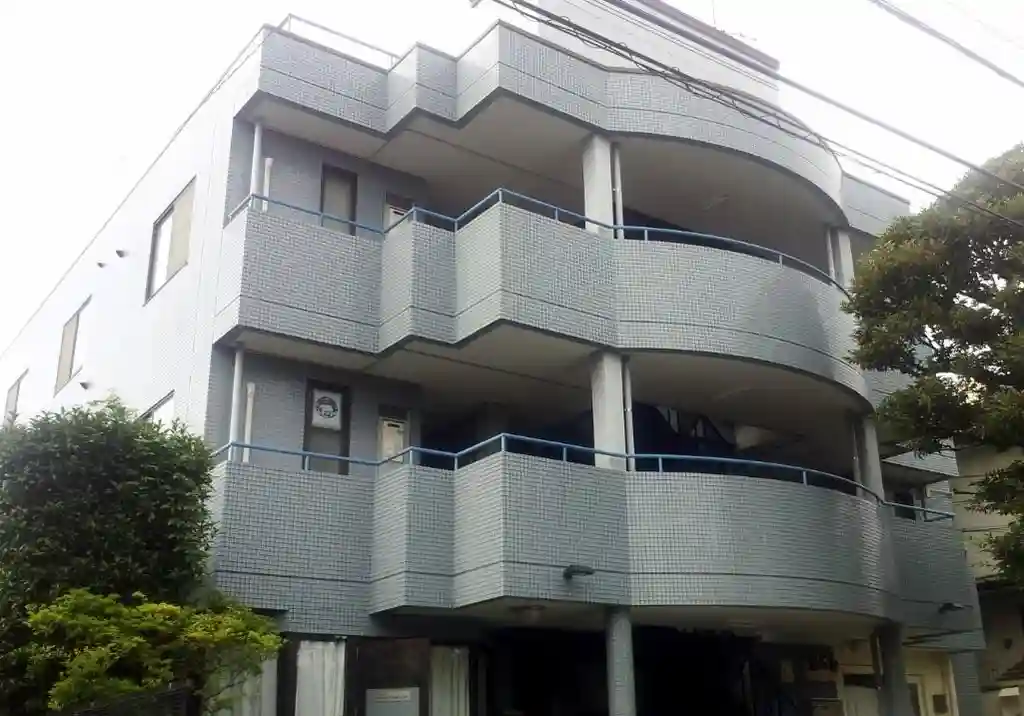 オークハウス国立 外観