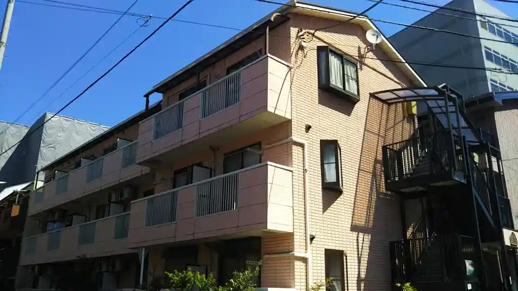 シュロス・プリーマ 外観