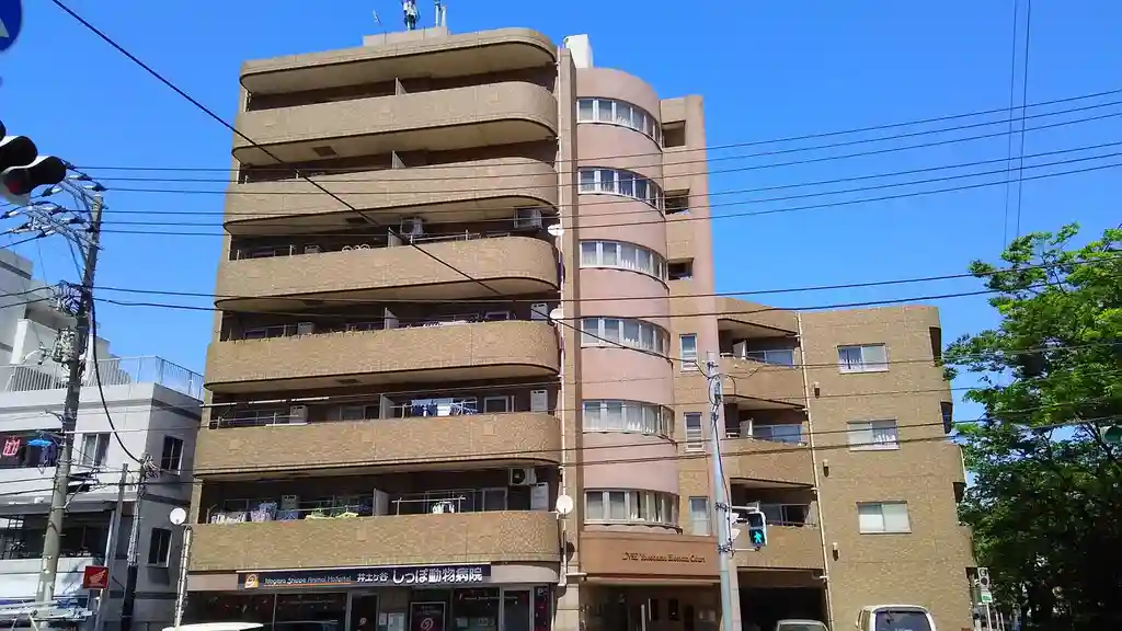 リブゼ横浜ブラッサムコート 外観