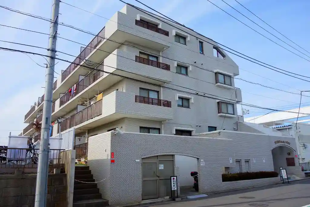 ダイアパレステレタフィいずみ野 外観