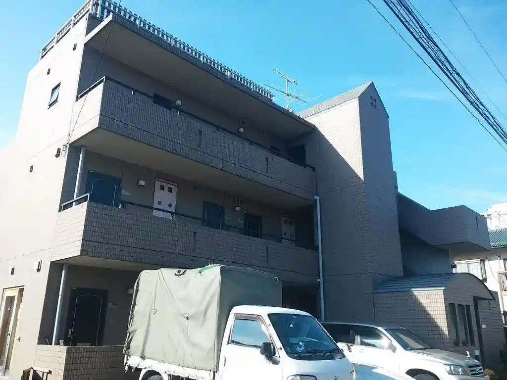 ファミール赤堤 外観