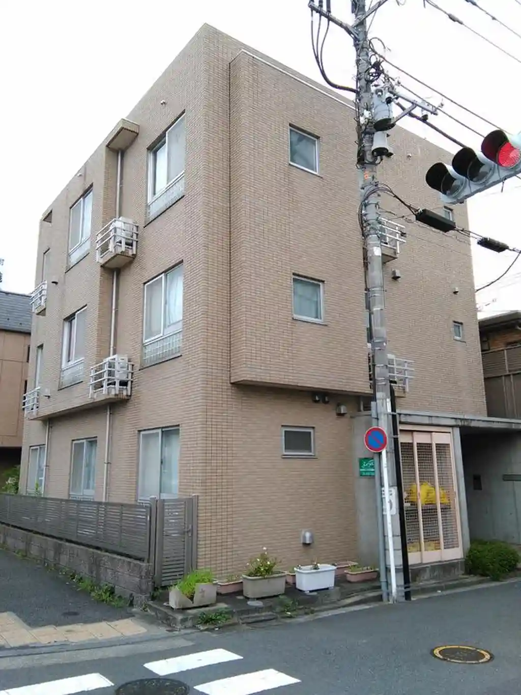 プラダハイツ 外観