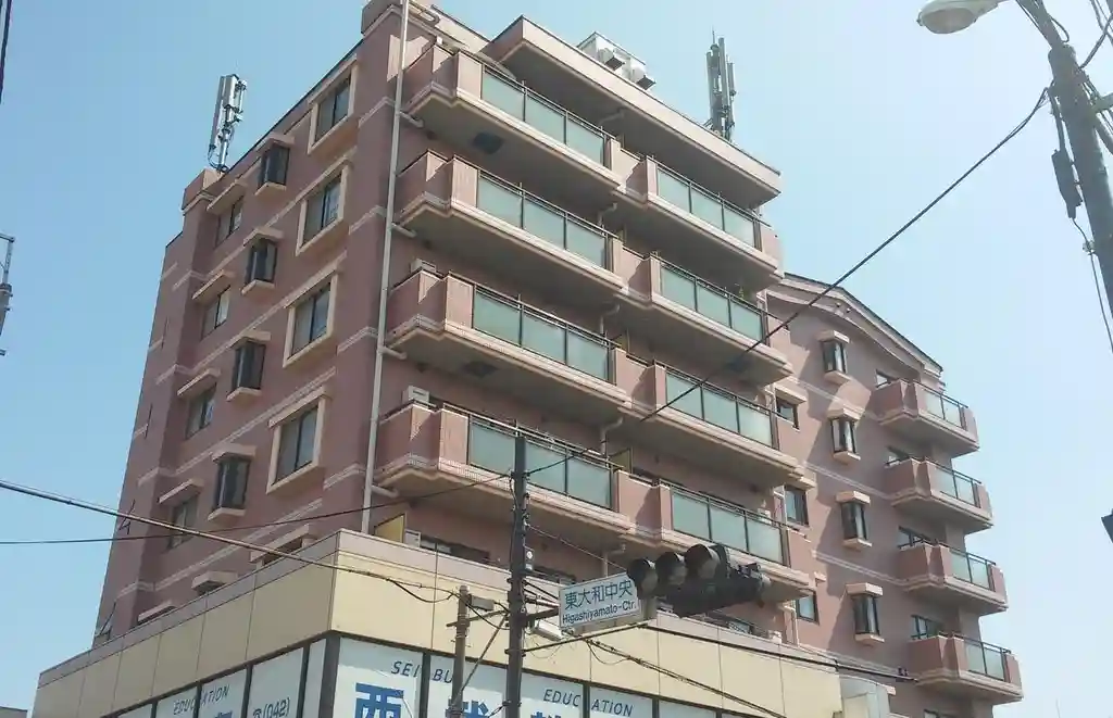 ポワロビル 外観