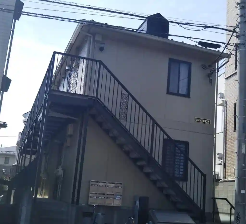REVEURK 外観