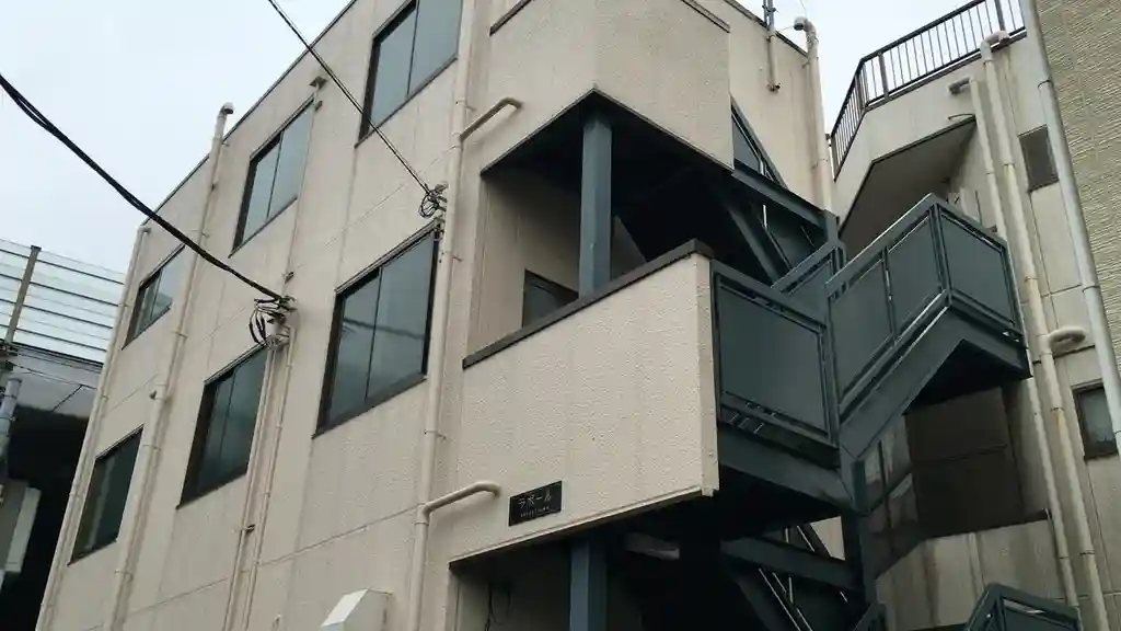 ラ・ポール 外観
