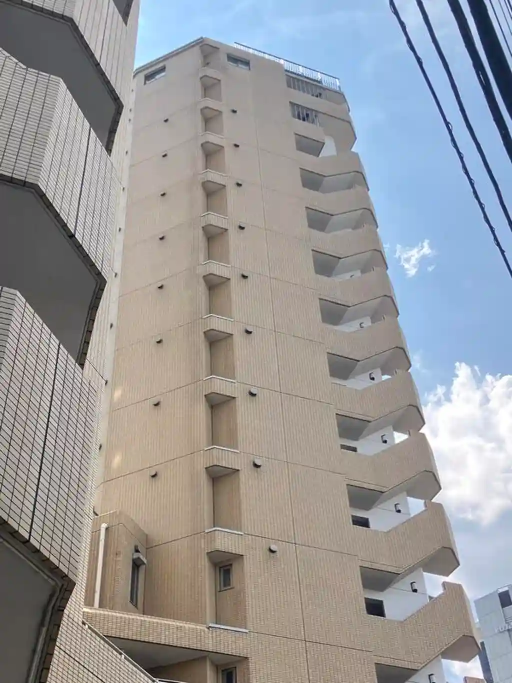 ドゥーエ西麻布1 外観