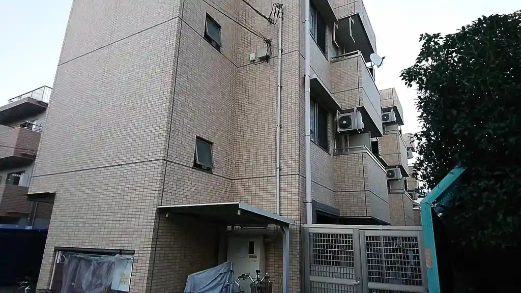 エル・コモンズ 外観