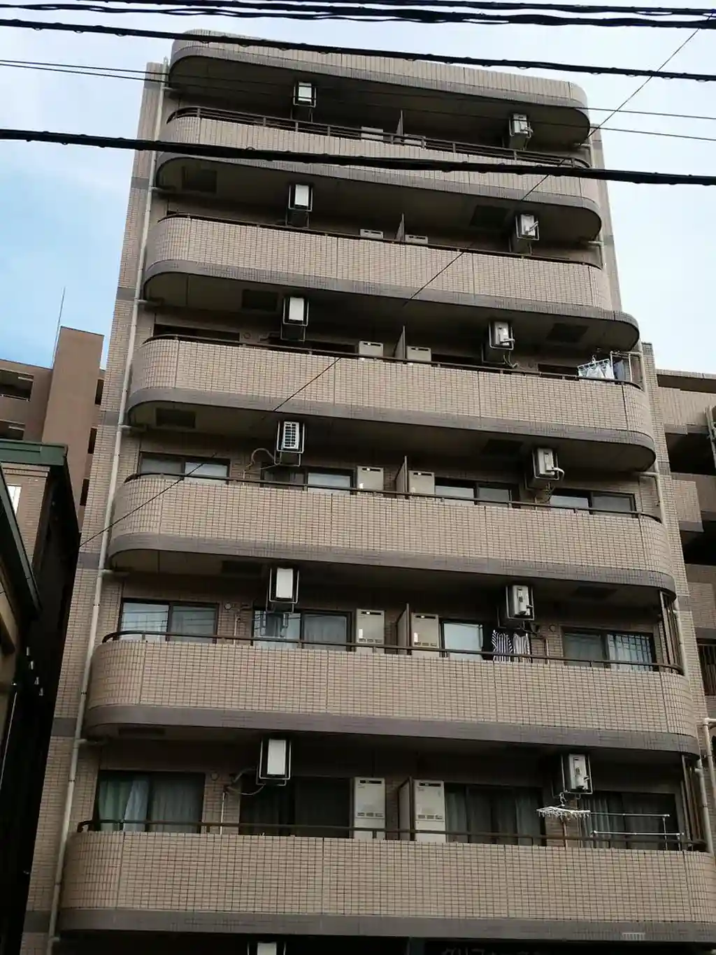 グリフォーネ横浜・西口 外観