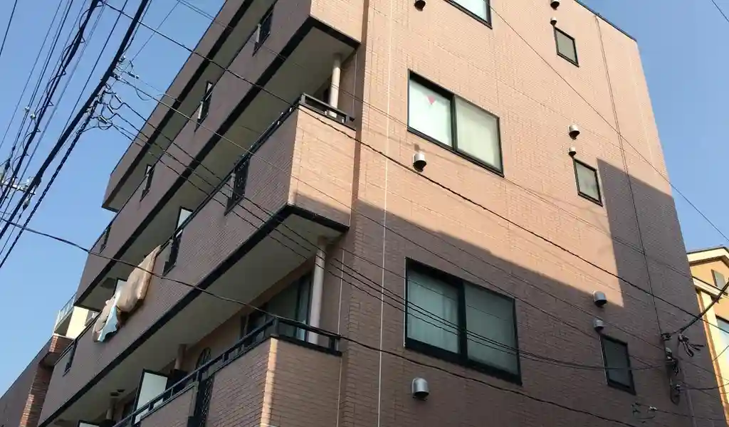 ベル・シャトル 外観