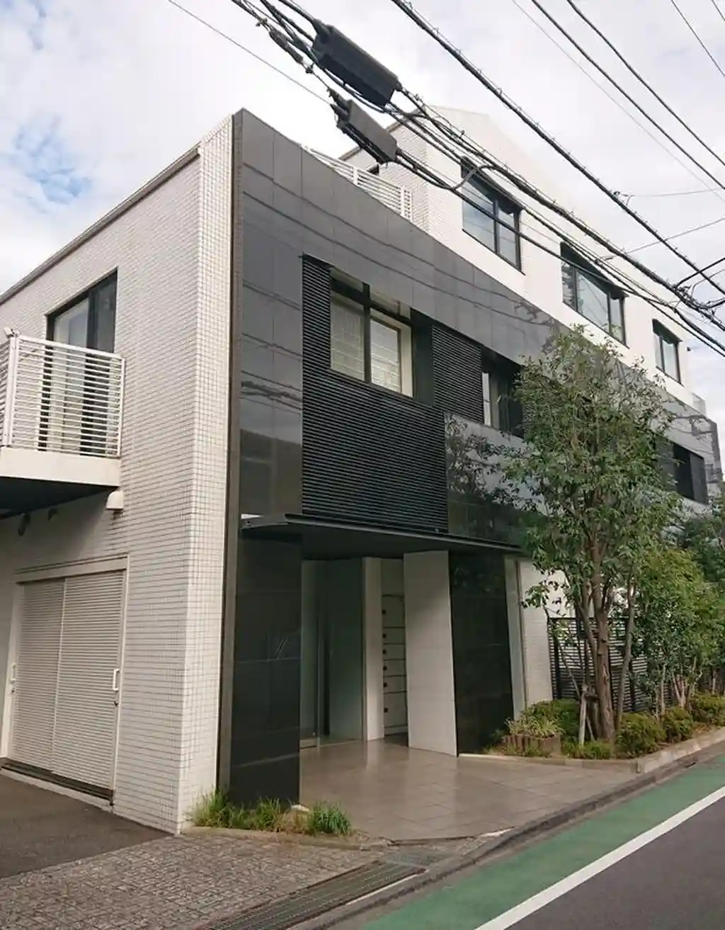 コアロード目白西坂 外観